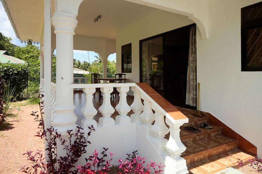 Coco Bay Guest House Anse Volbert Village Extérieur photo
