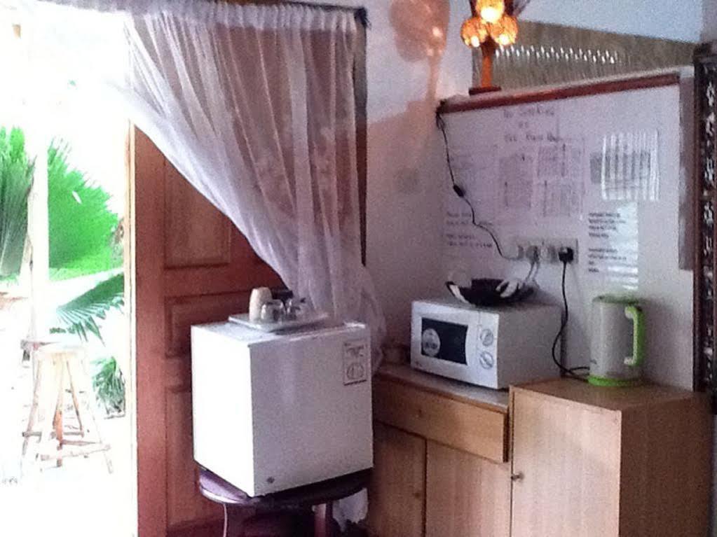 Coco Bay Guest House Anse Volbert Village Extérieur photo